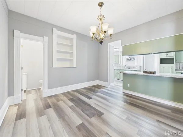$225,000 | 3 South Hickory Street, Dexter, MO 63841