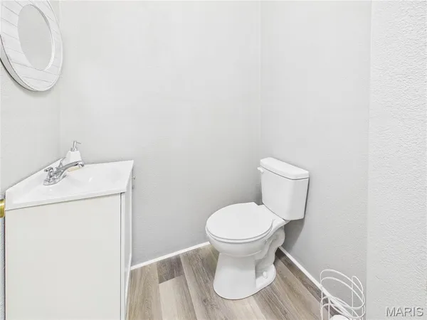 $225,000 | 3 South Hickory Street, Dexter, MO 63841