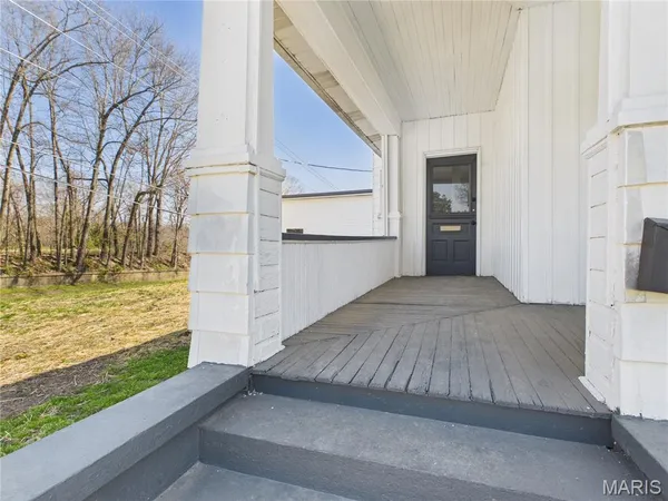 $225,000 | 3 South Hickory Street, Dexter, MO 63841