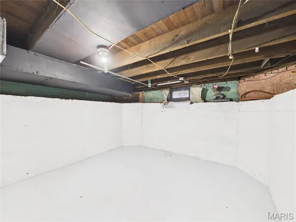 $225,000 | 3 South Hickory Street, Dexter, MO 63841
