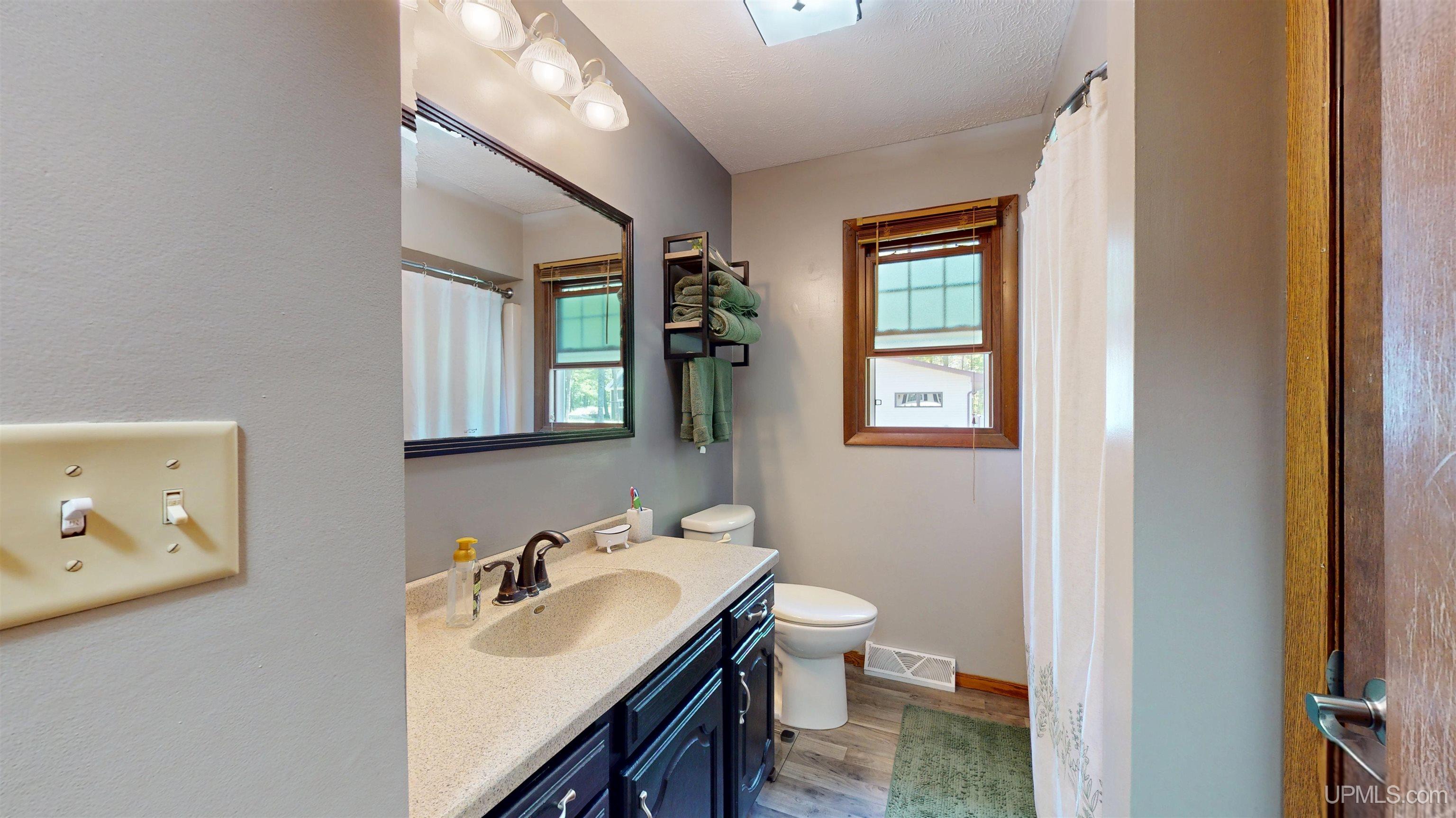 205 North Rose Street Ishpeming, MI 49849 - Photo 16 of 47