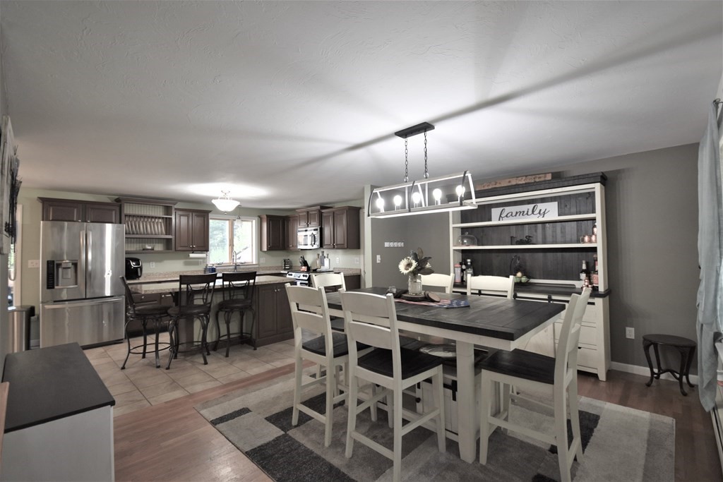 7 Hatchery Lane Wareham, MA 02576 - Photo 8 of 29 Gallery Image 8