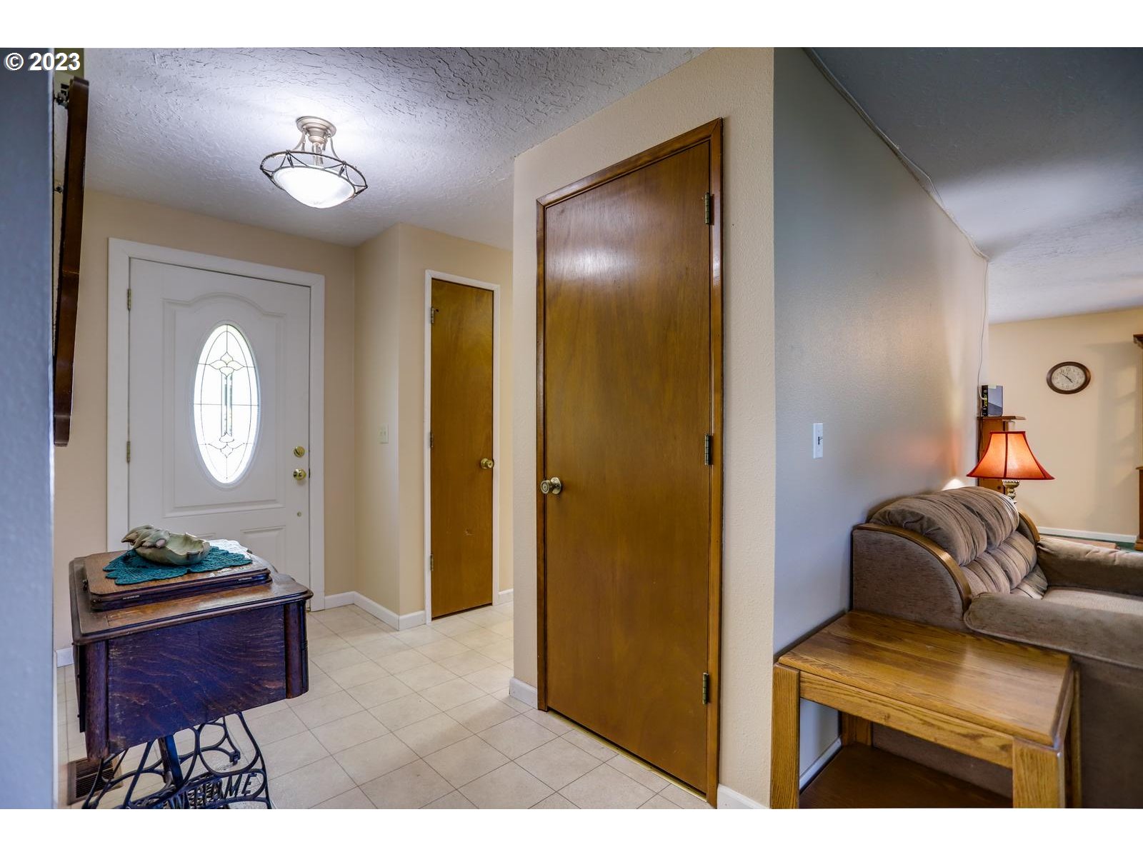 1530 Northeast Centurion Place Gresham, OR 97030 - Photo 41 of 45