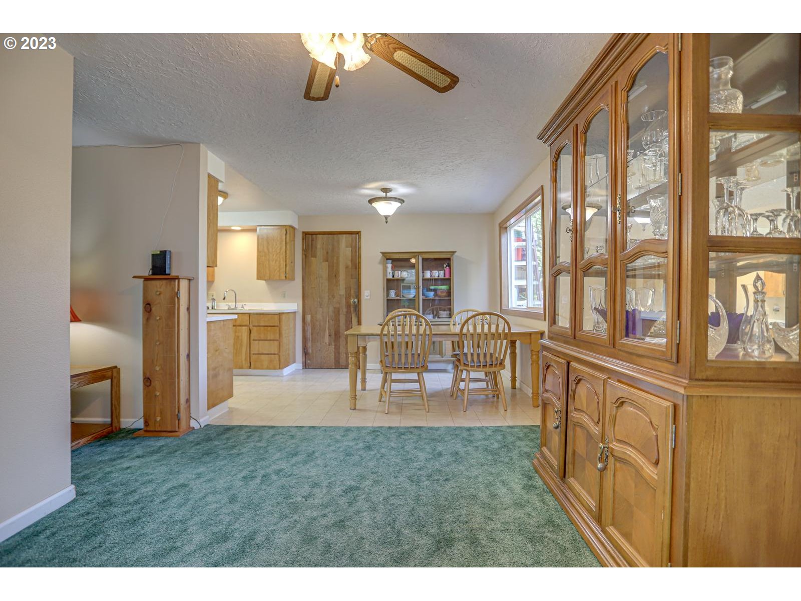 1530 Northeast Centurion Place Gresham, OR 97030 - Photo 9 of 45