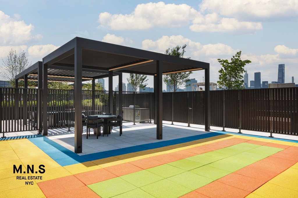 23-15 44th Road, Unit 50D Queens, NY 11101 - Photo 30 of 42