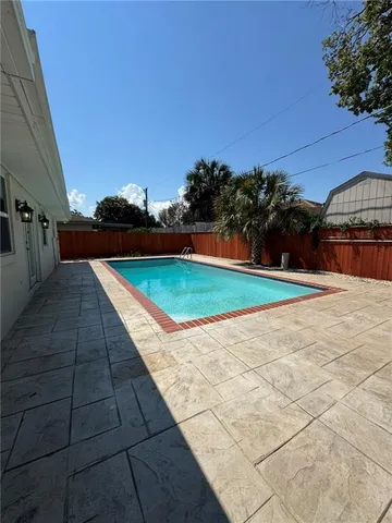 $3,500 | 5100 Haring Court, Metairie, LA 70006