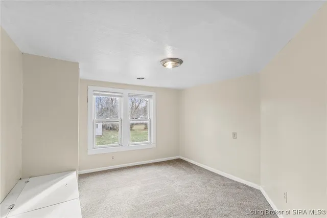 $164,900 | 138 Blunt Avenue, Austin, IN 47102