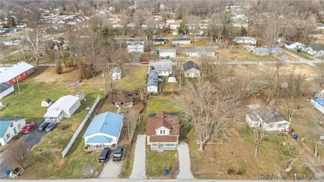 $164,900 | 138 Blunt Avenue, Austin, IN 47102