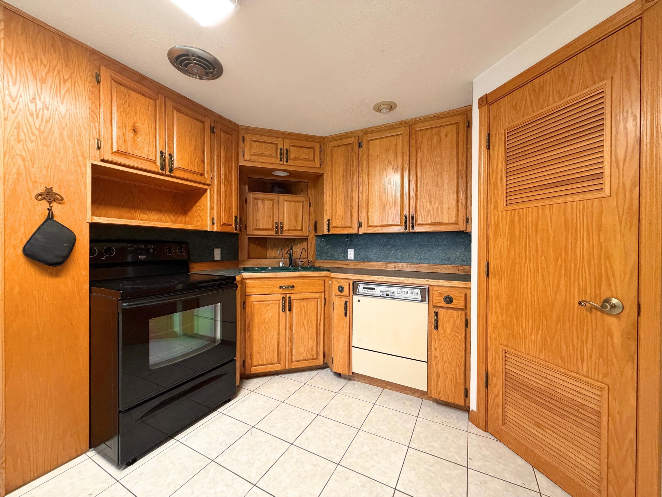 1143 West Wilson Road Clio, MI 48420 - Photo 17 of 56 Gallery Image 17
