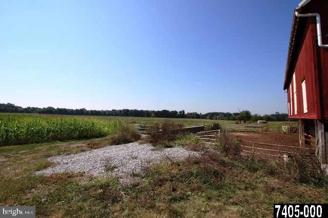 5150 Biesecker Road Dover, PA 17315 - Photo 5 of 11 Gallery Image 5