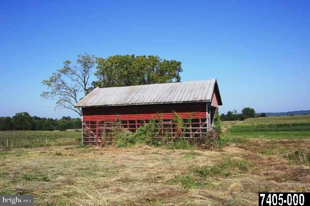 5150 Biesecker Road Dover, PA 17315 - Photo 6 of 11 Gallery Image 6
