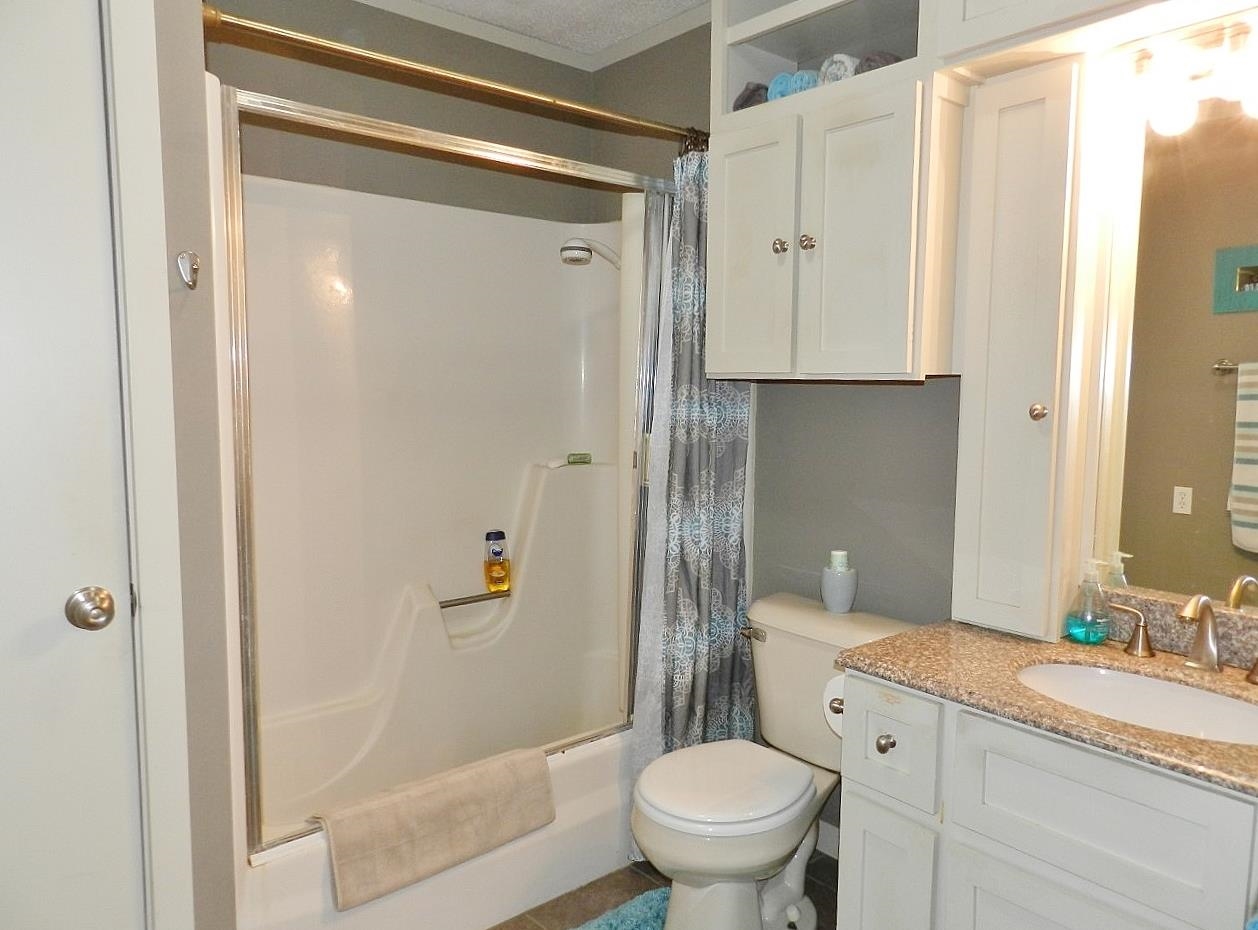 3982 Prouty Road Traverse City, MI 49686 - Photo 35 of 62 1901215-34.JPG