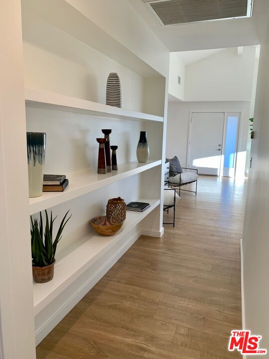 20413 Roca Chica Drive Malibu, CA 90265 - Photo 16 of 27