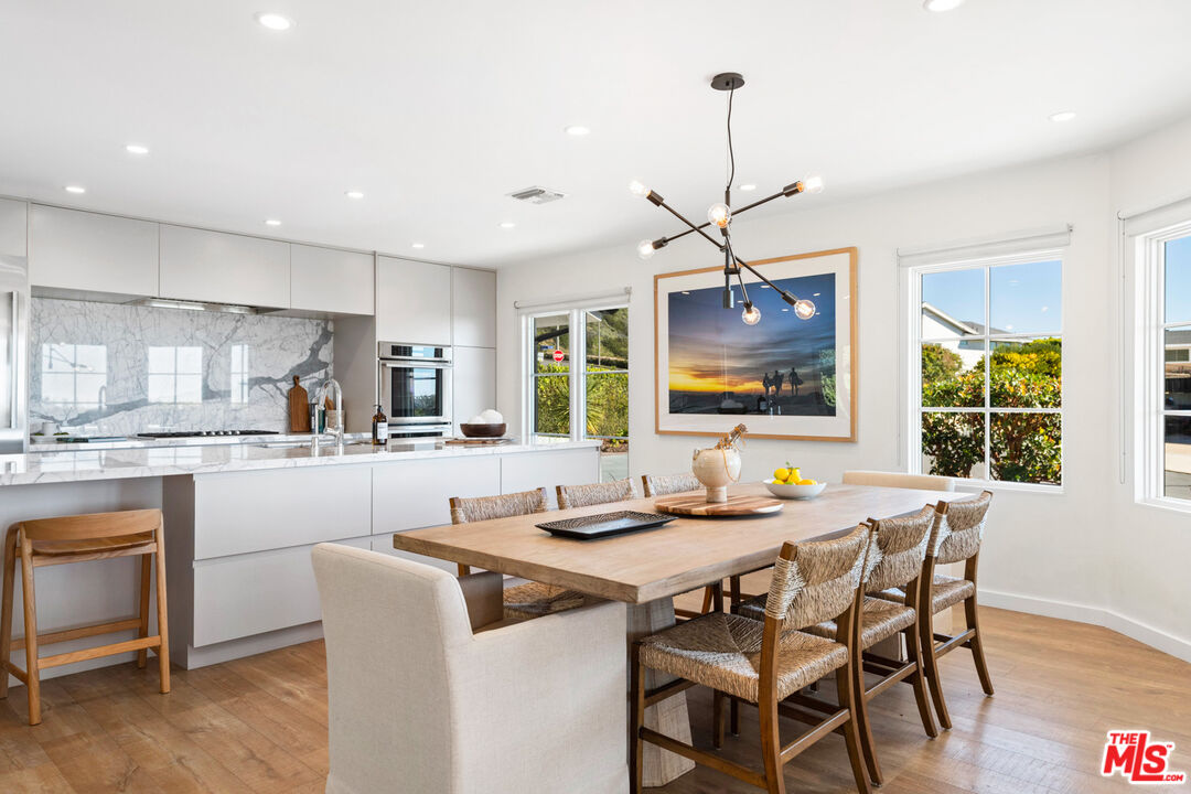 20413 Roca Chica Drive Malibu, CA 90265 - Photo 10 of 27