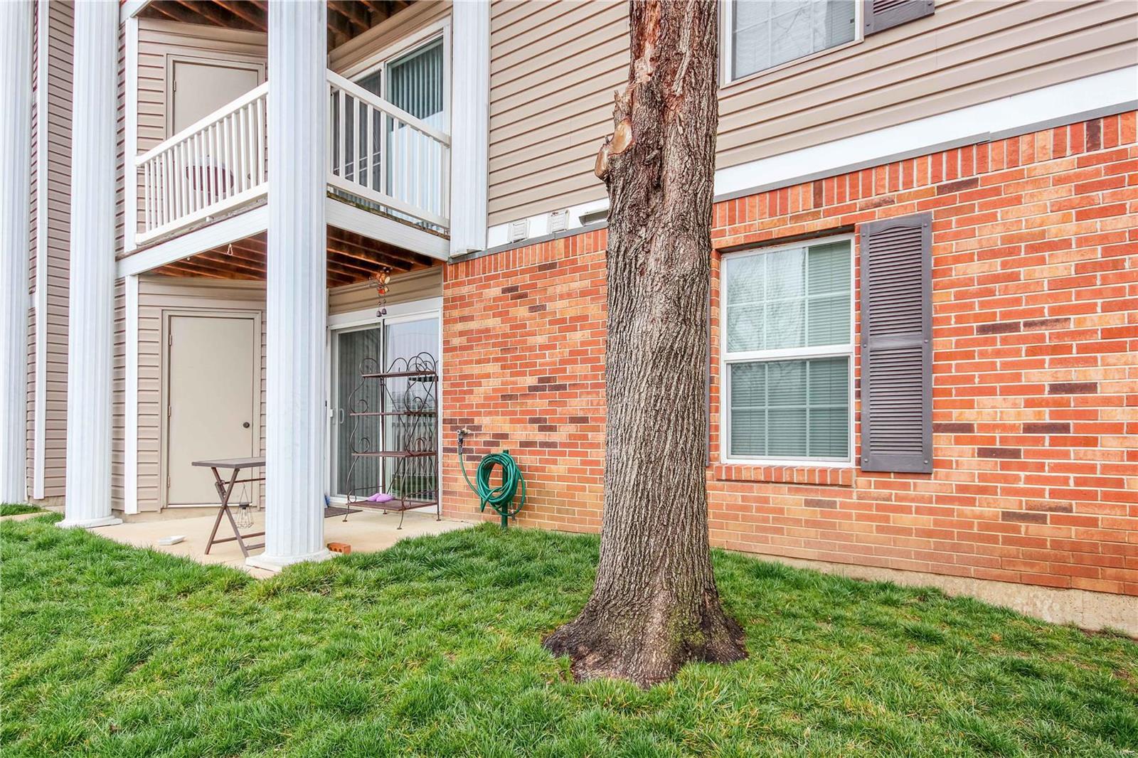 12122 Natural Bridge Road, Unit A Bridgeton, MO 63044 - Photo 3 of 30 Gallery Image 3
