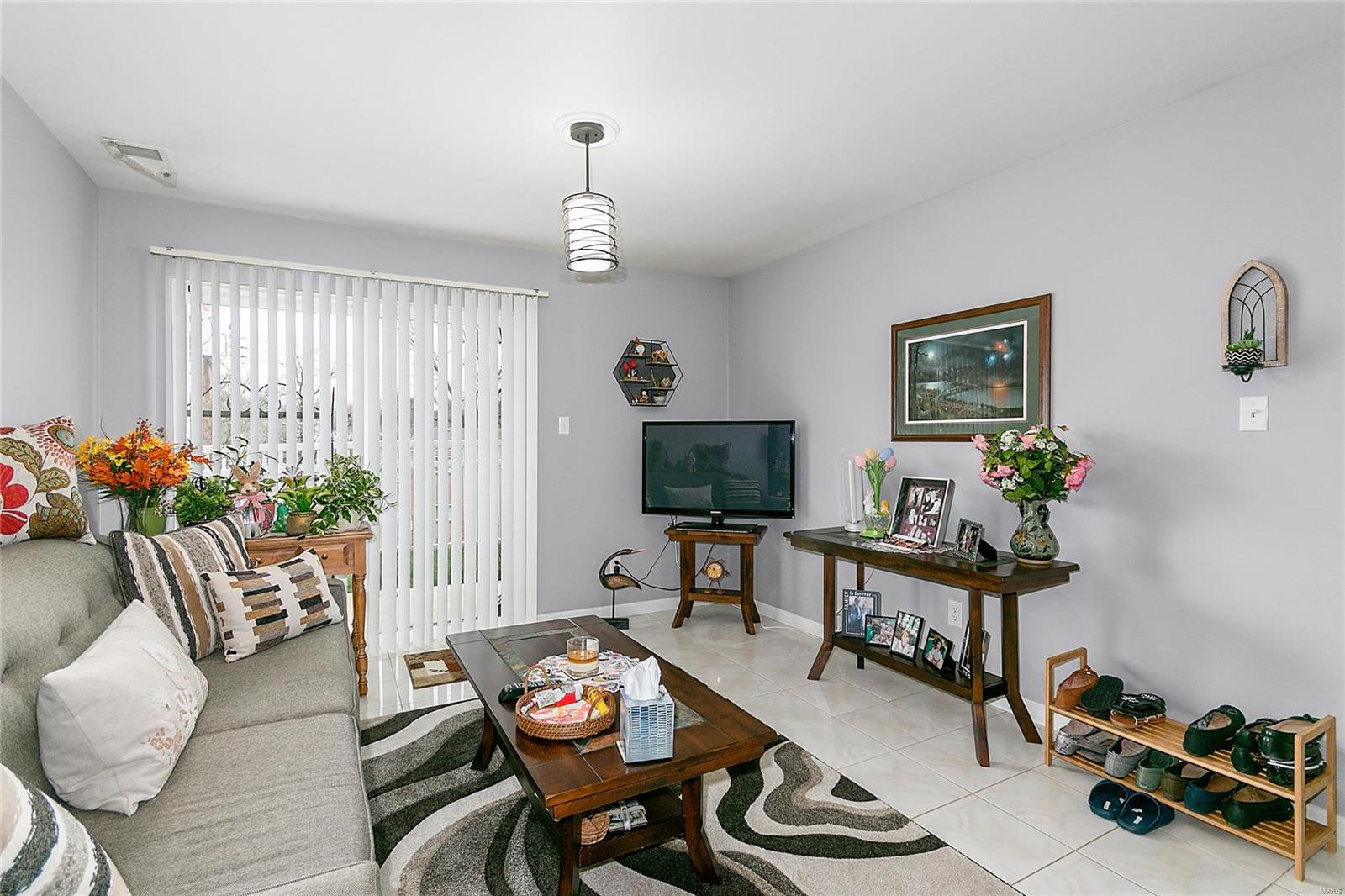12122 Natural Bridge Road, Unit A Bridgeton, MO 63044 - Photo 5 of 30 Gallery Image 5