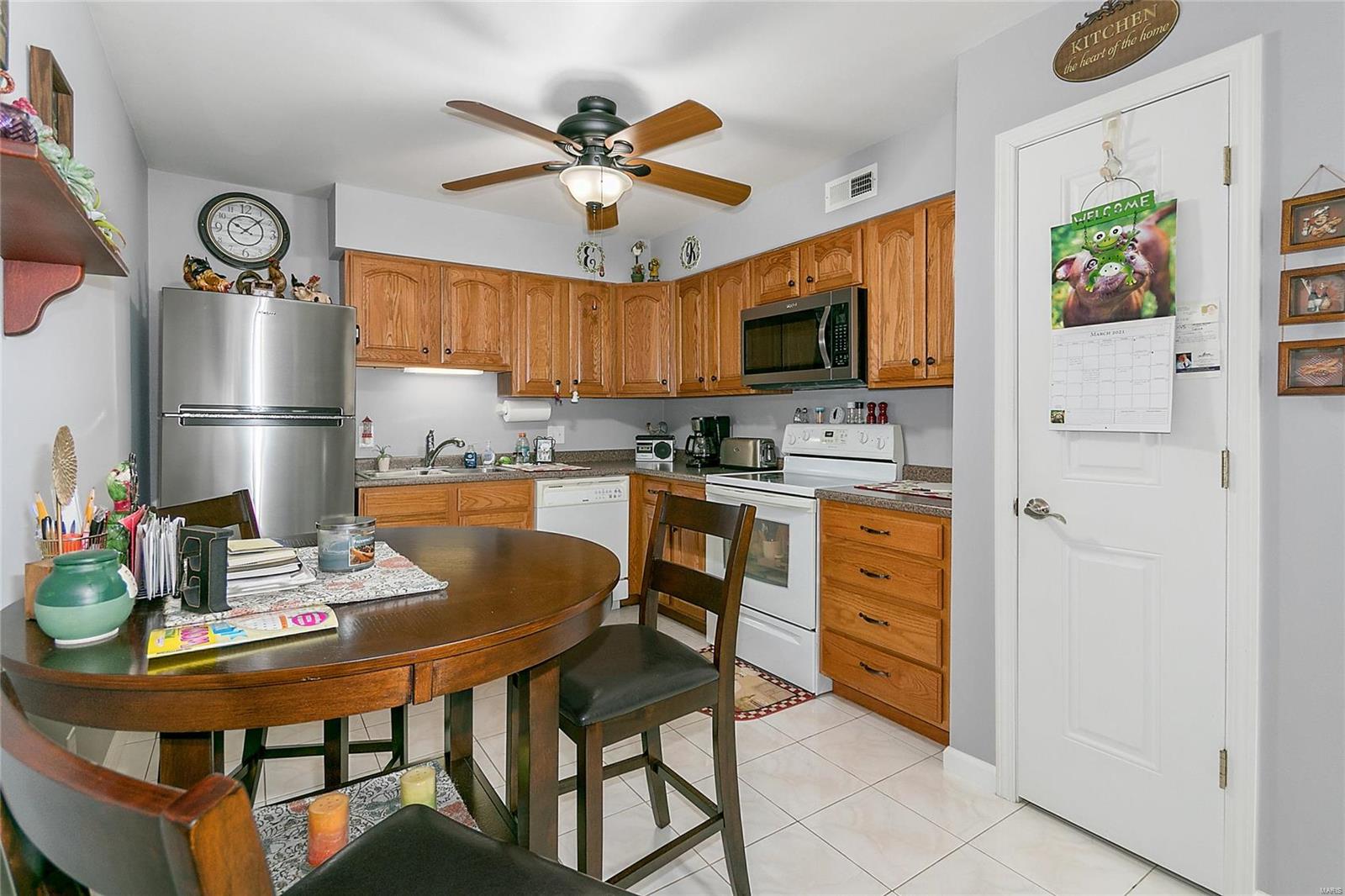 12122 Natural Bridge Road, Unit A Bridgeton, MO 63044 - Photo 7 of 30 Gallery Image 7