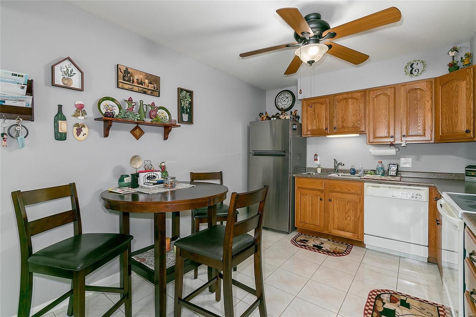 12122 Natural Bridge Road, Unit A Bridgeton, MO 63044 - Photo 8 of 30 Gallery Image 8