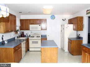 74 Timberline Road Bayville, NJ 08721 - Photo 6 of 12 Gallery Image 6