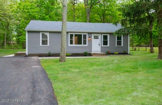 $2,500 | 27 Maida Lane, Howell, NJ 07731