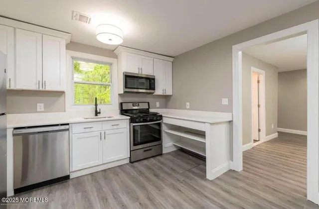 $2,500 | 27 Maida Lane, Howell, NJ 07731