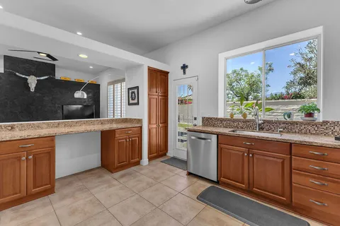 $695,000 | 245 Strada Fortuna, Palm Desert, CA 92260