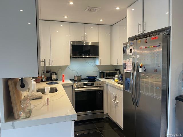 655 Chestnut Street, Unit 2 Cedarhurst, NY 11516 - Photo 8 of 11