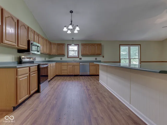 $369,900 | 8577 Highway 44, Martinsville, IN 46151