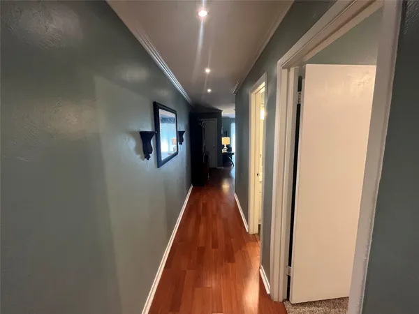 $2,800 | 1818 South Lakeshore Boulevard, Unit 37, Austin, TX 78741