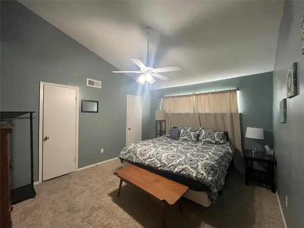 $2,750 | 1818 South Lakeshore Boulevard, Unit 37, Austin, TX 78741