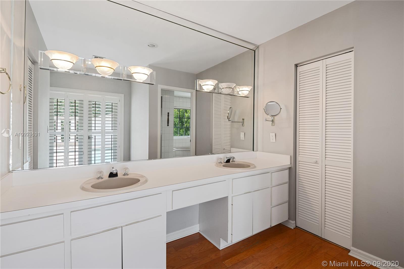 3911 Riviera Drive Coral Gables, FL 33134 - Photo 22 of 40