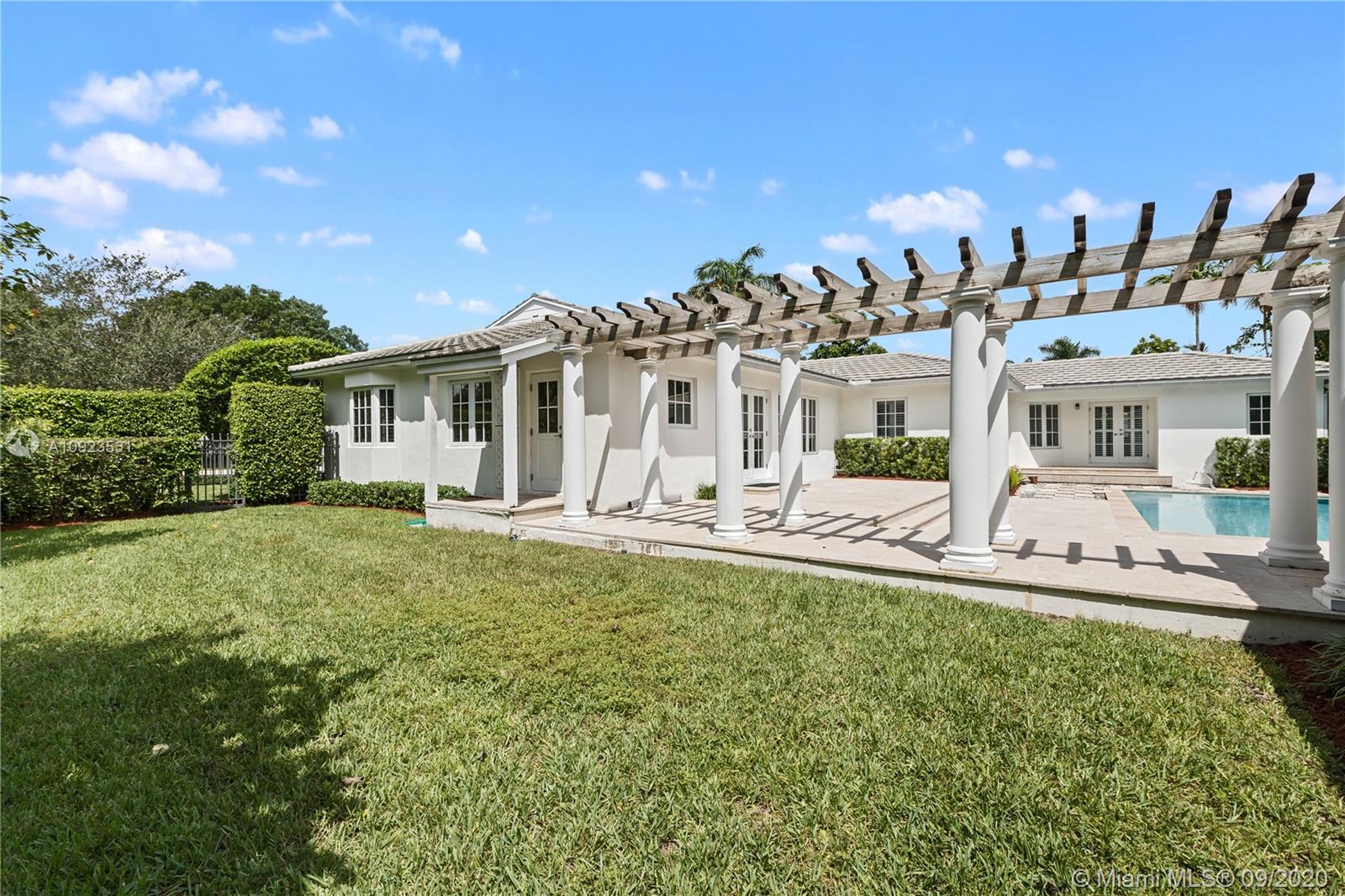 3911 Riviera Drive Coral Gables, FL 33134 - Photo 27 of 40