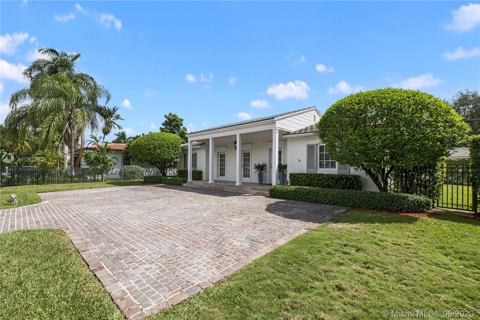 3911 Riviera Drive Coral Gables, FL 33134 - Photo 33 of 40