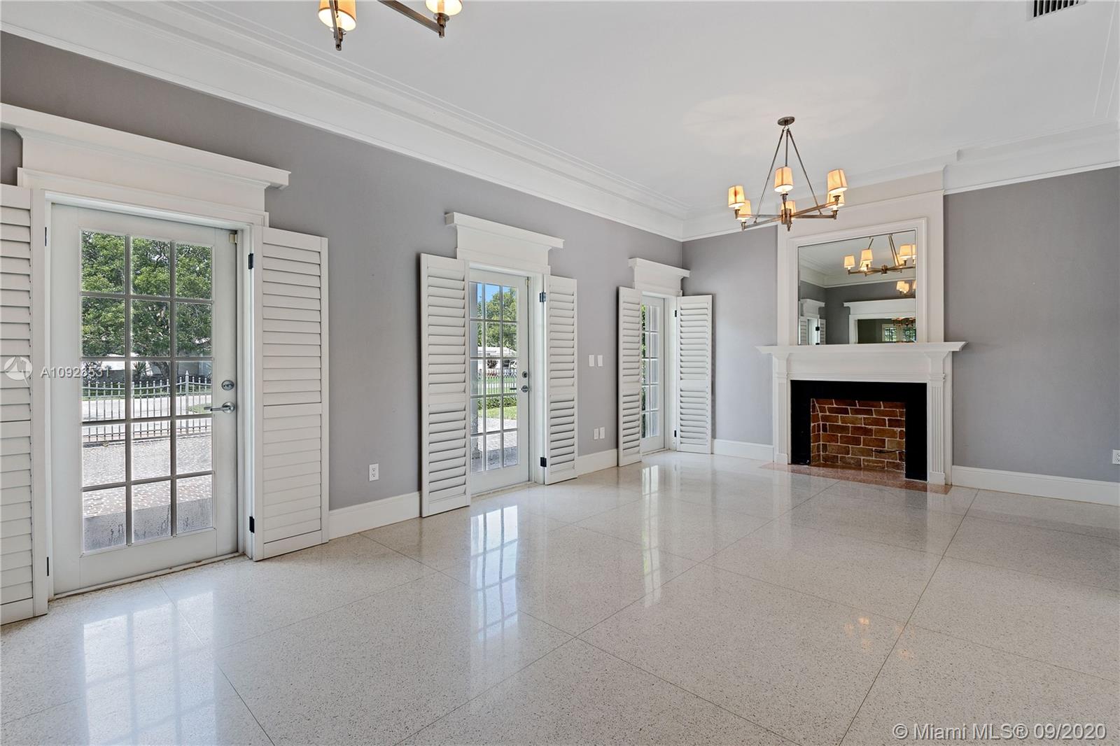 3911 Riviera Drive Coral Gables, FL 33134 - Photo 6 of 40