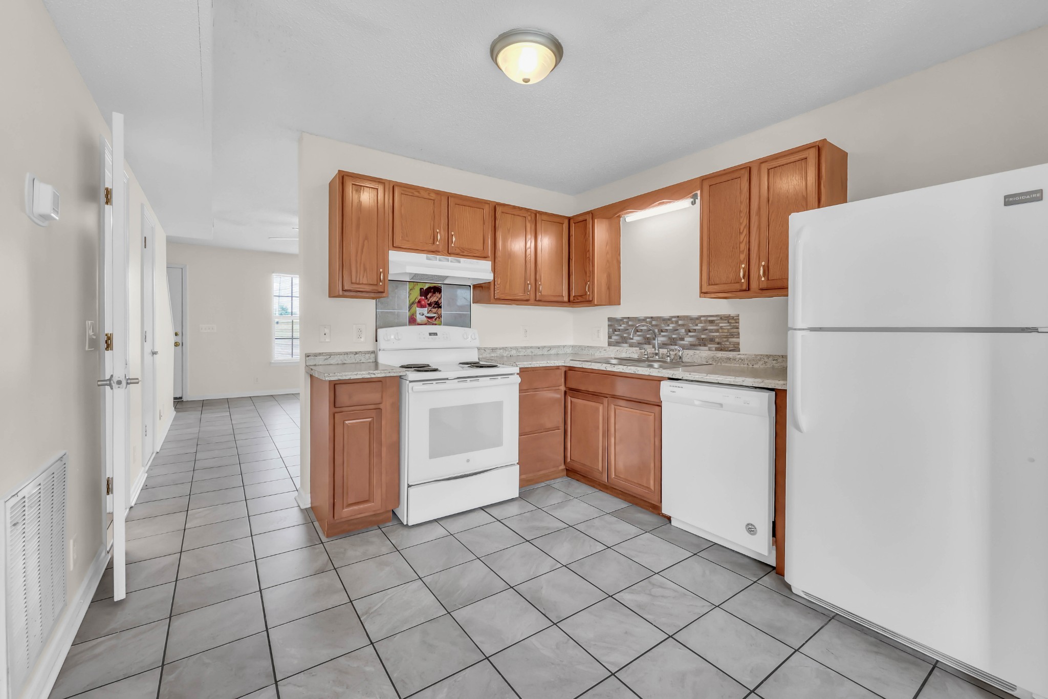 2451 Wilson Road, Unit 6 Clarksville, TN 37043 - Photo 8 of 21 Gallery Image 8