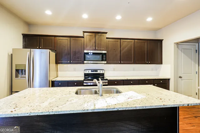 $1,945 | 181 Parkview Pl Drive, McDonough, GA 30253