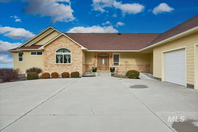$2,300,000 | 3640 Bishop Road, Caldwell, ID 83607