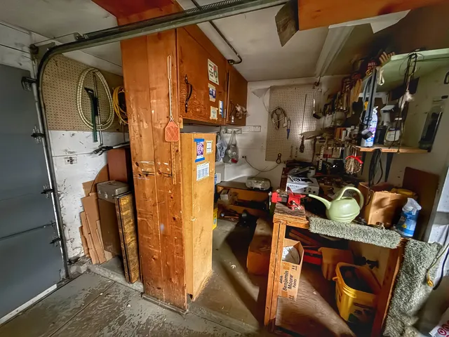 $399,900 | 526 Springinsguth Road, Schaumburg, IL 60193