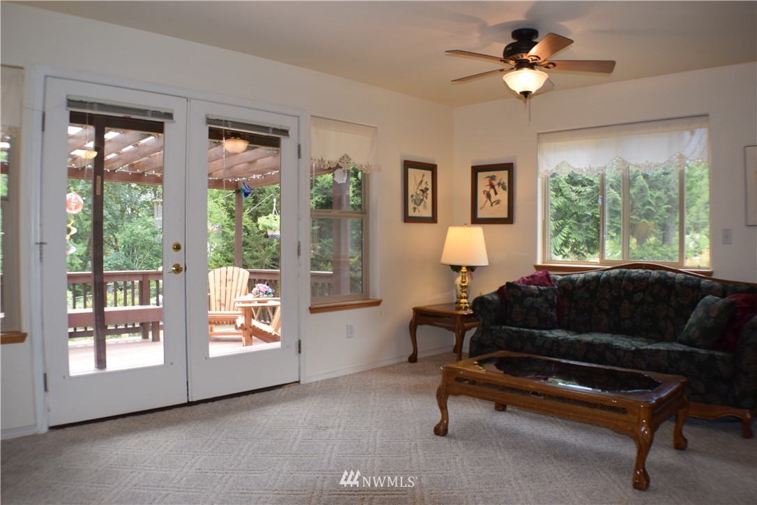 81 East Robbins Road Grapeview, WA 98546 - Photo 8 of 25 Gallery Image 8