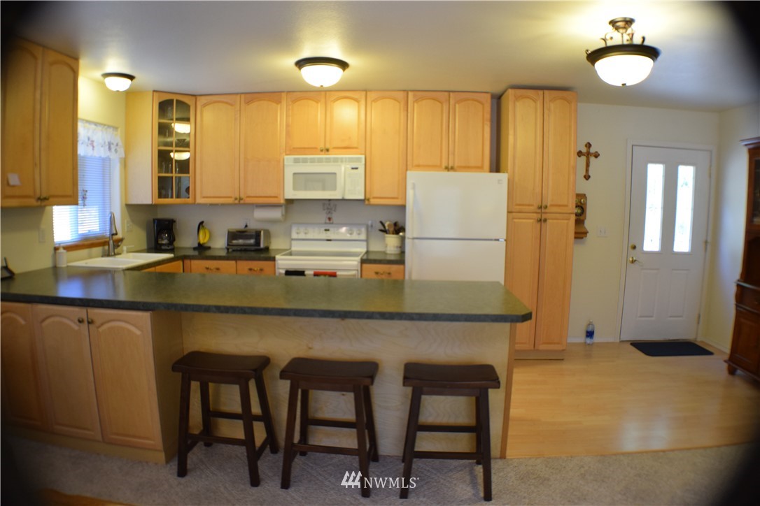 81 East Robbins Road Grapeview, WA 98546 - Photo 10 of 25 Gallery Image 10