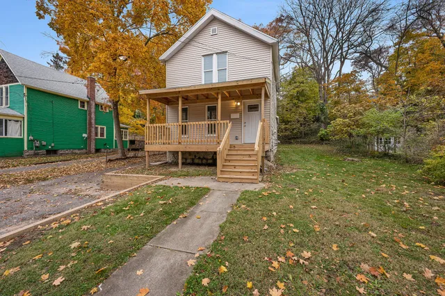 $239,900 | 421 Hilbert Street, Kalamazoo, MI 49006