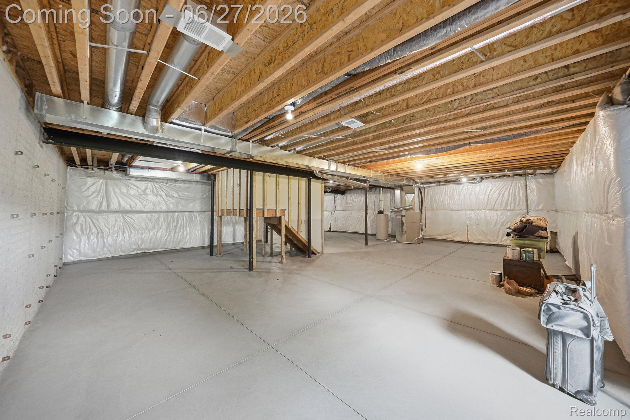 3898 Albatross Court Rochester, MI 48309 - Photo 49 of 63 49-web-or-mls-albatross_final_049.jpg