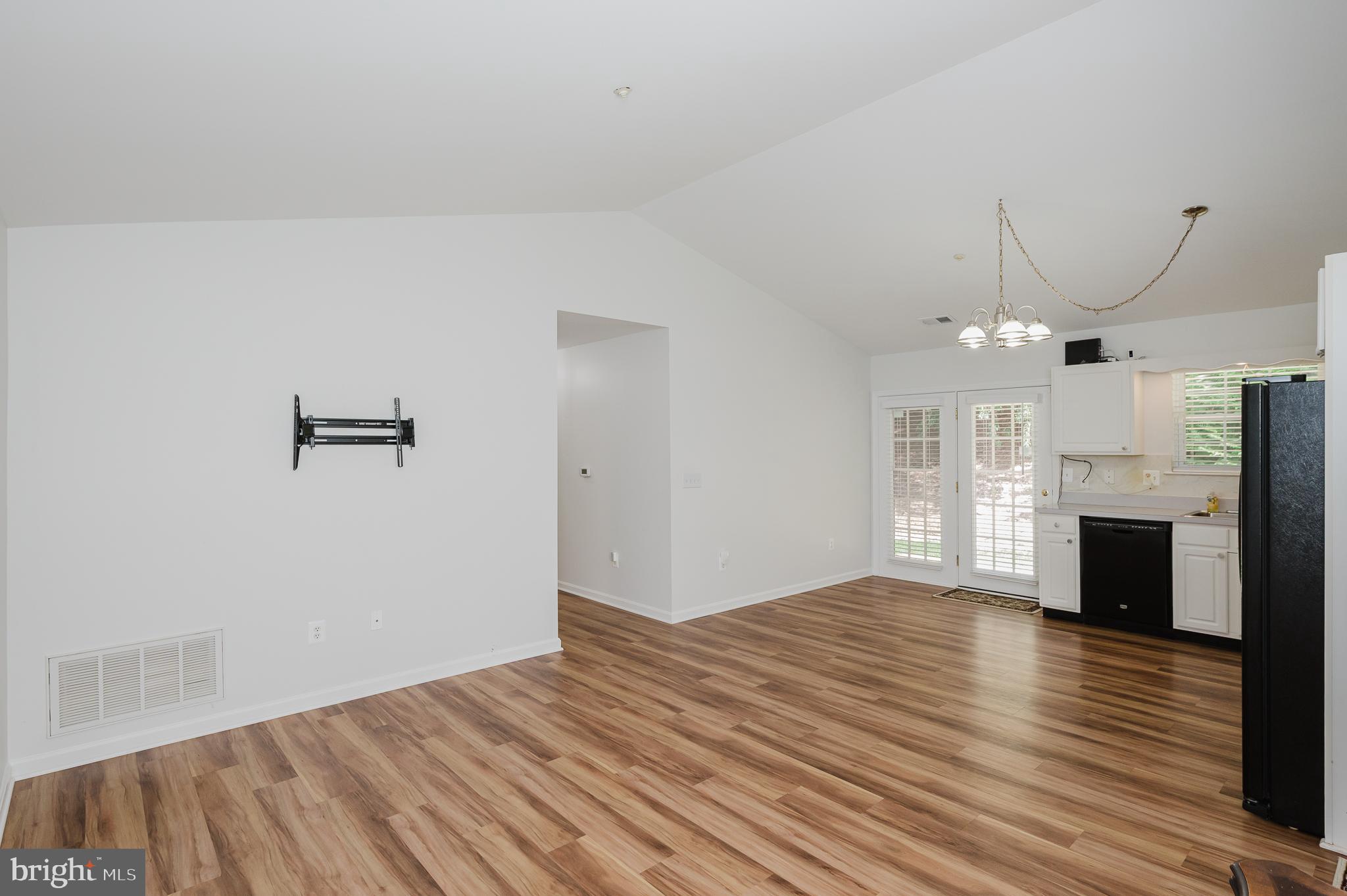 2016 Rudy Serra Drive, Unit C Sykesville, MD 21784 - Photo 11 of 33