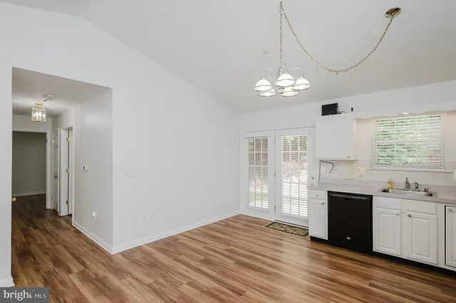 $274,900 | 2016 Rudy Serra Drive, Unit C, Sykesville, MD 21784