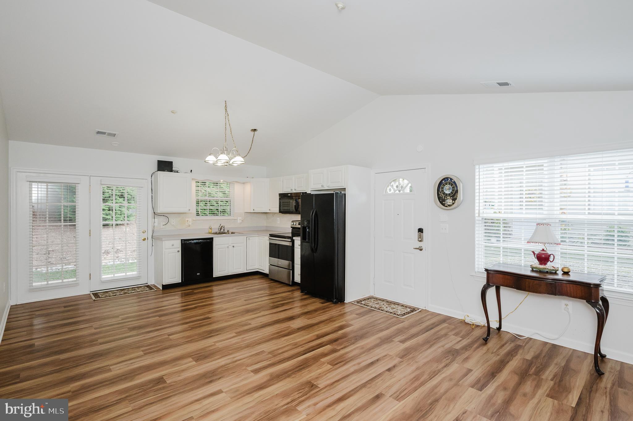 2016 Rudy Serra Drive, Unit C Sykesville, MD 21784 - Photo 5 of 33