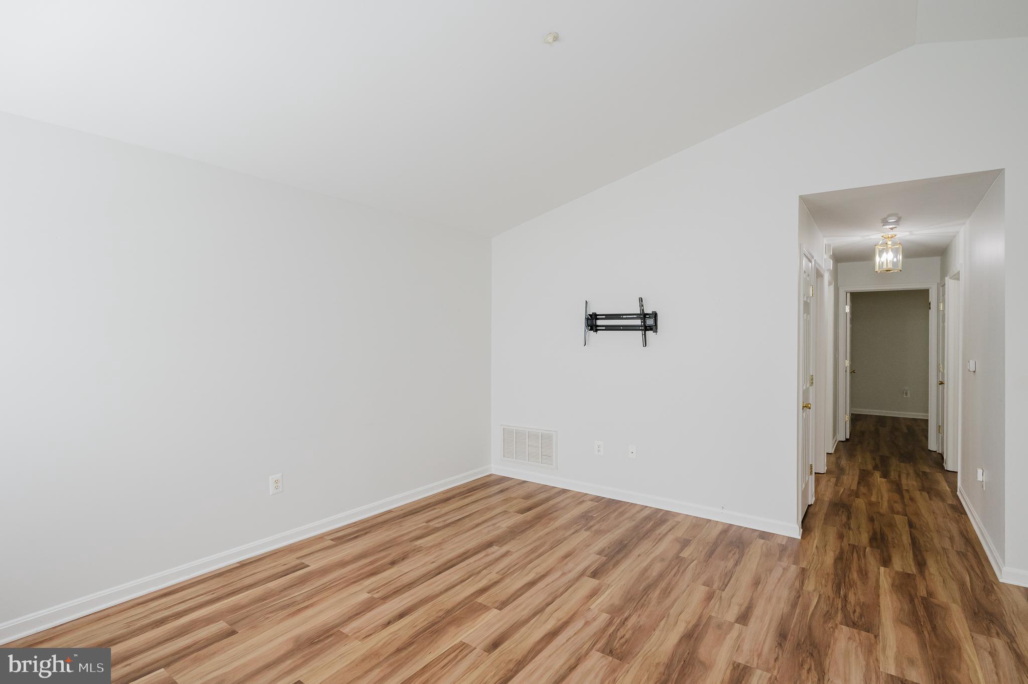 2016 Rudy Serra Drive, Unit C Sykesville, MD 21784 - Photo 10 of 33