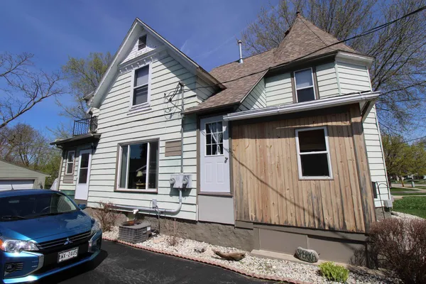 $259,900 | 610 North Center Street, Beaver Dam, WI 53916