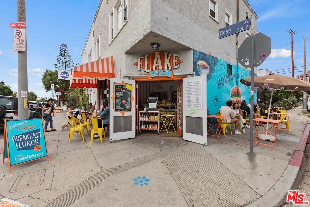 228 Rennie Avenue Venice, CA 90291 - Photo 24 of 26