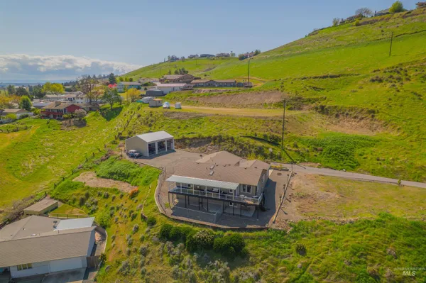 $749,000 | 1977 Golfview Drive, Clarkston, WA 99403