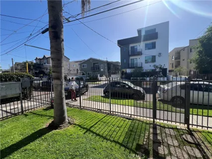 a view of a park with a small yard